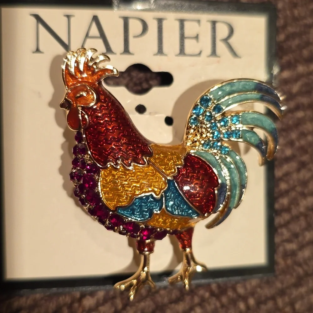NAPIER BRAND FASHION JEWELRY FANCY COLORFUL SPARKLING ROOSTER PIN BROOCH
